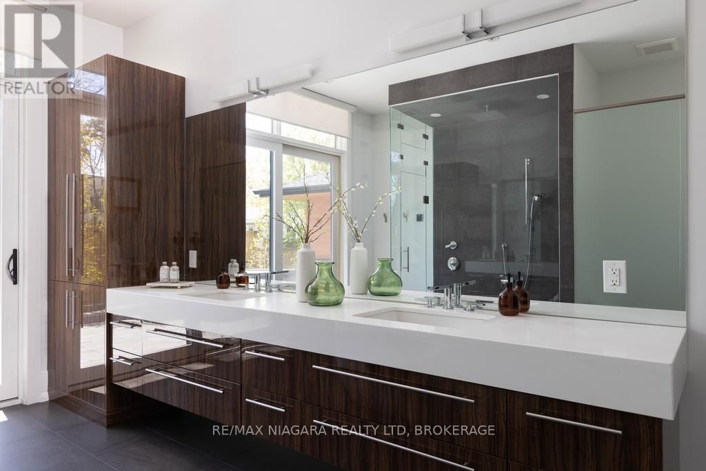 11 WOODBOURNE COURT Image 31