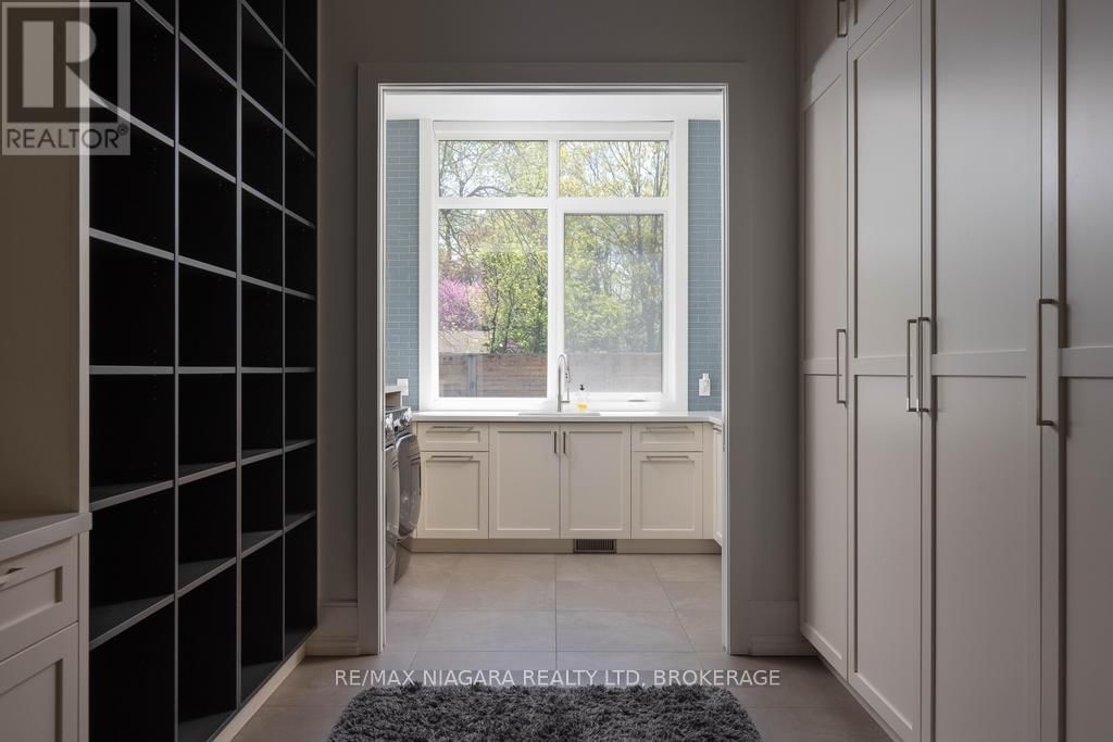 11 WOODBOURNE COURT Image 33