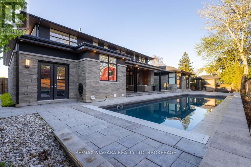 11 WOODBOURNE COURT Image 49