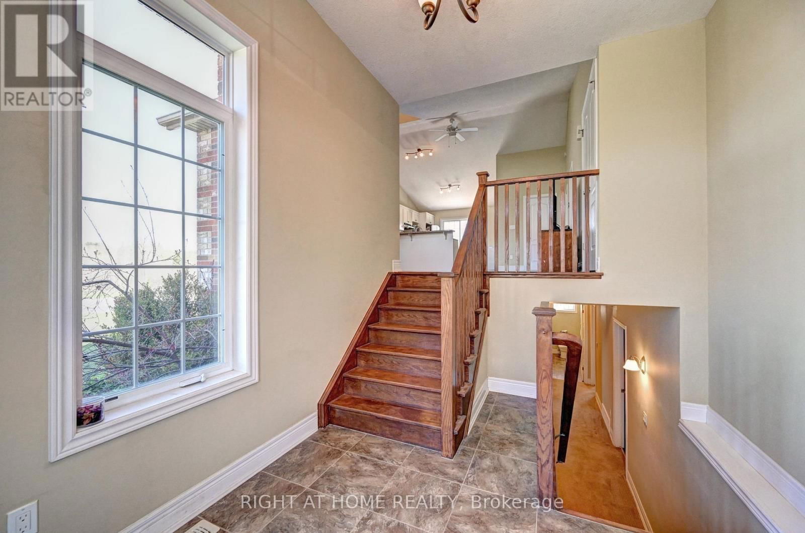 101 DOUGLAS STREET Image 7