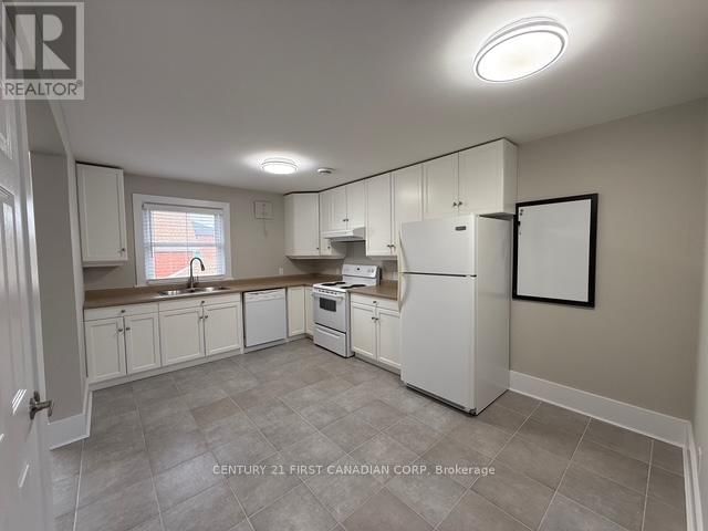 A - 59 FIFTH AVENUE Image 22