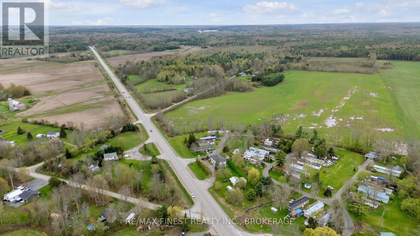 1538 HIGHWAY 15 Image 44