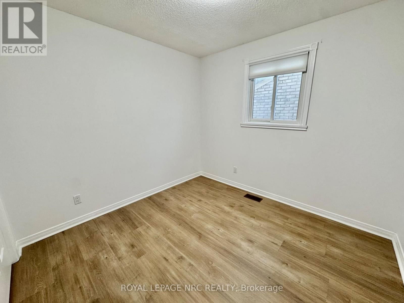 10 CORNWELL CIRCLE Image 10