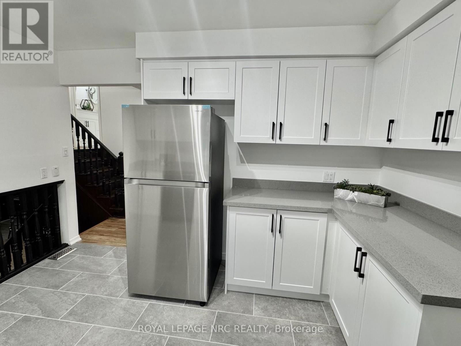 10 CORNWELL CIRCLE Image 7