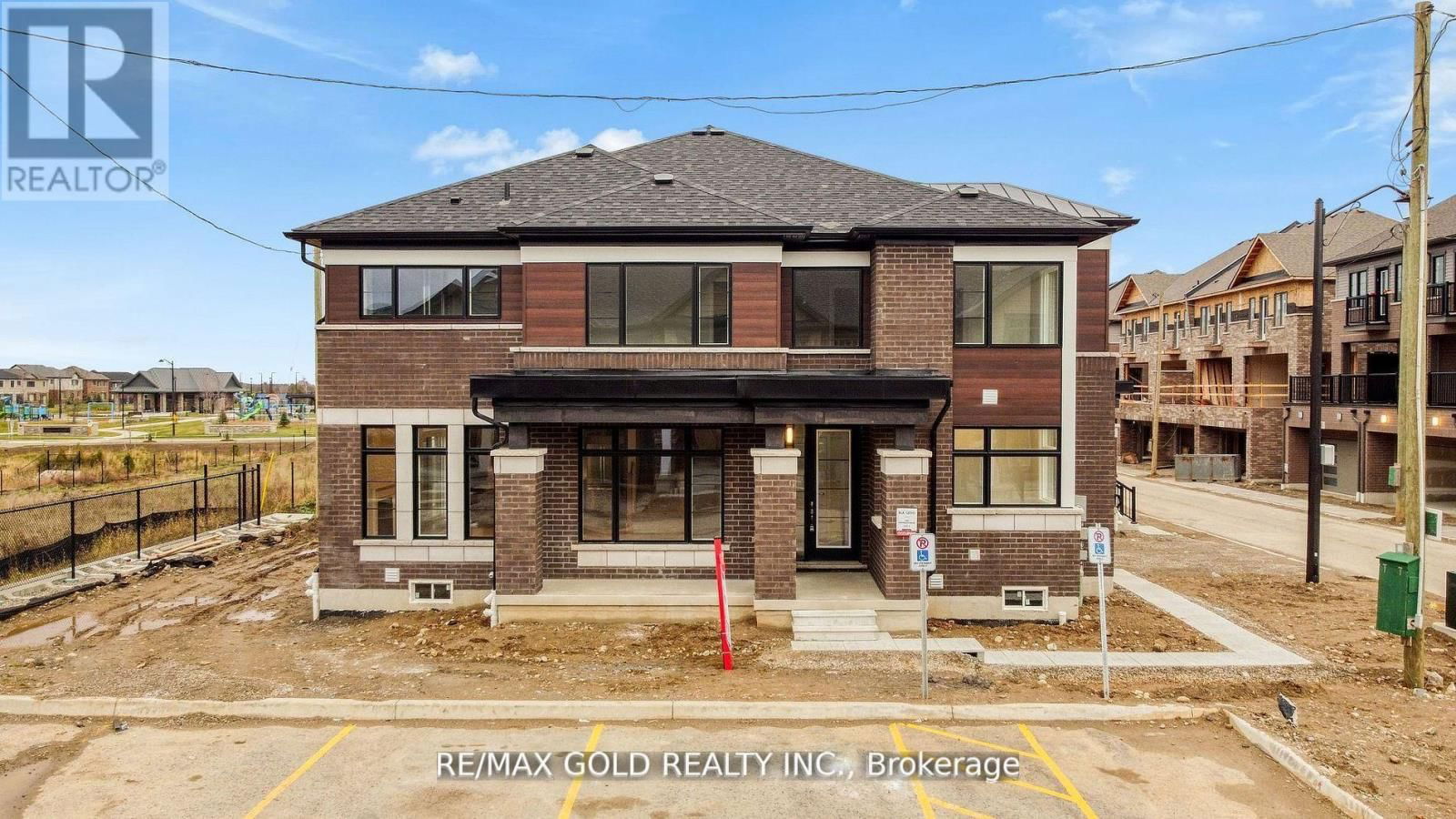 8 - 420 NEWMAN DRIVE Image 2