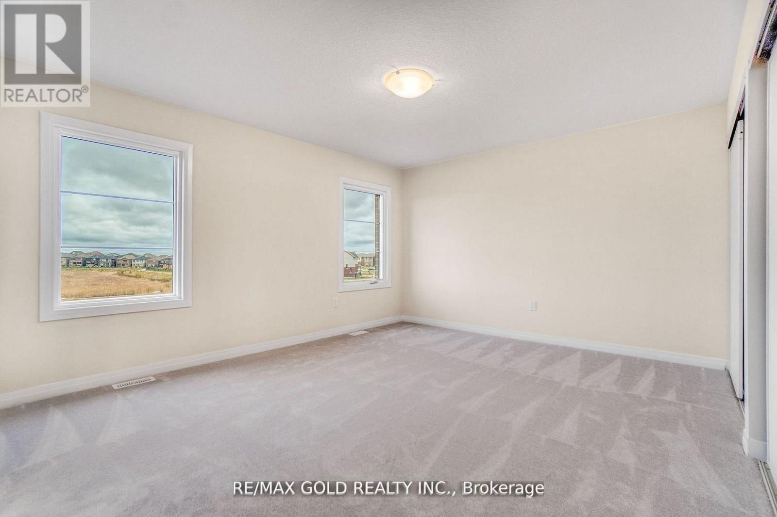 8 - 420 NEWMAN DRIVE Image 25