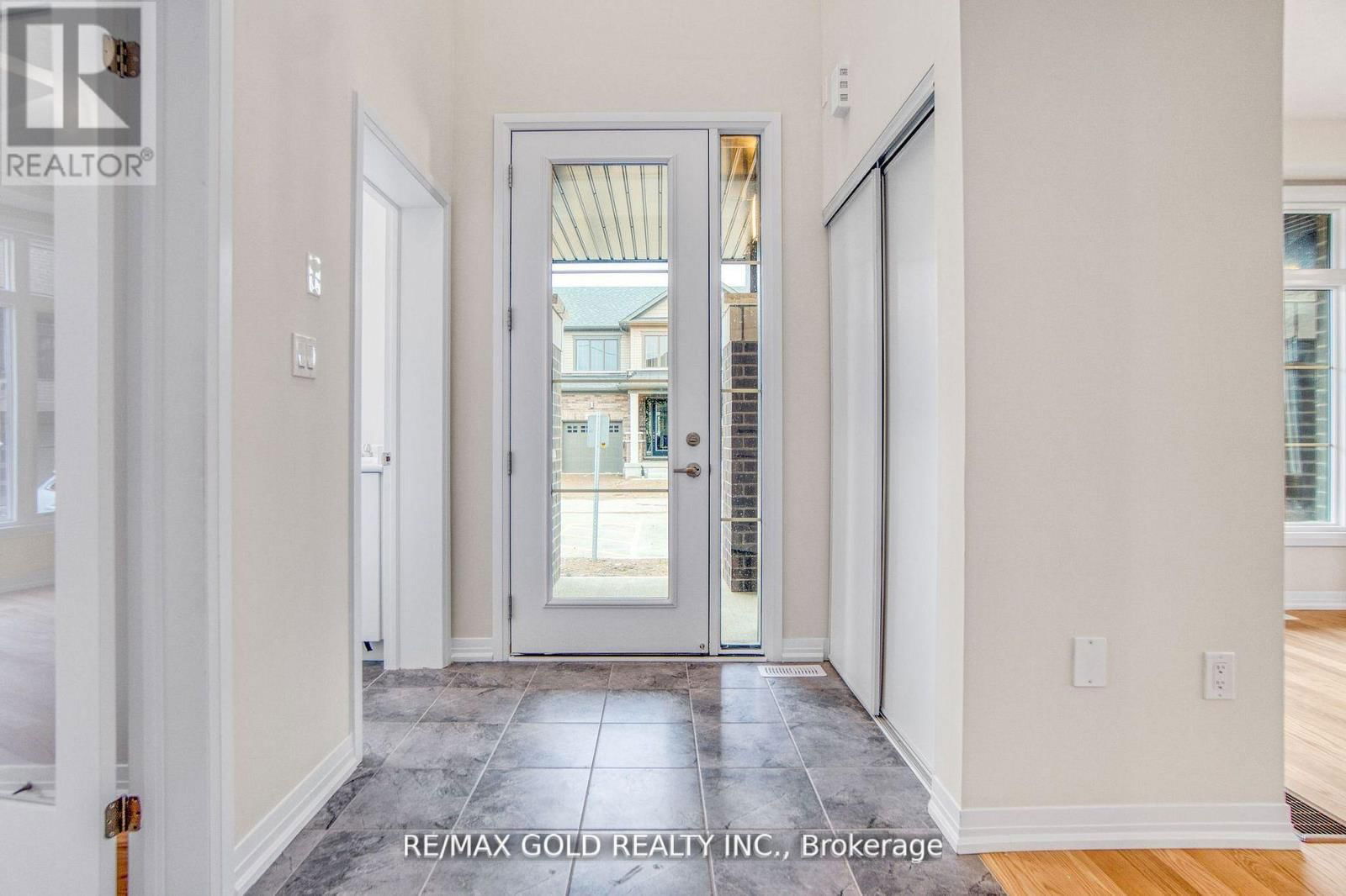 8 - 420 NEWMAN DRIVE Image 7