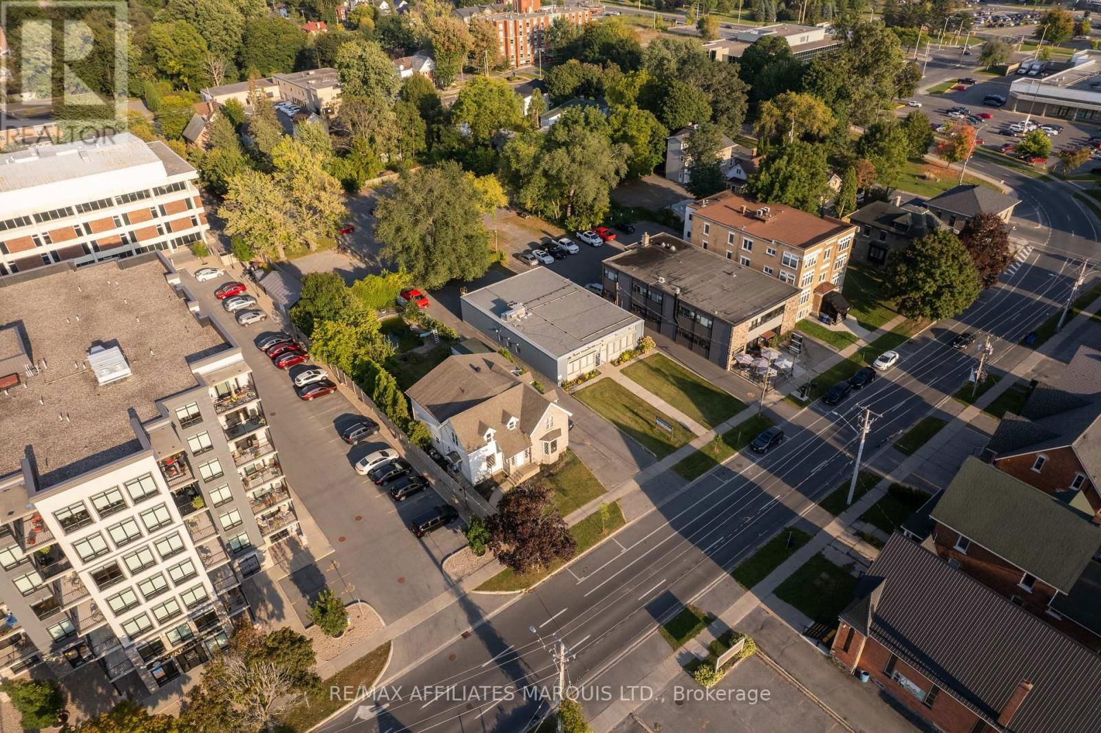 133 SYDNEY STREET Image 13