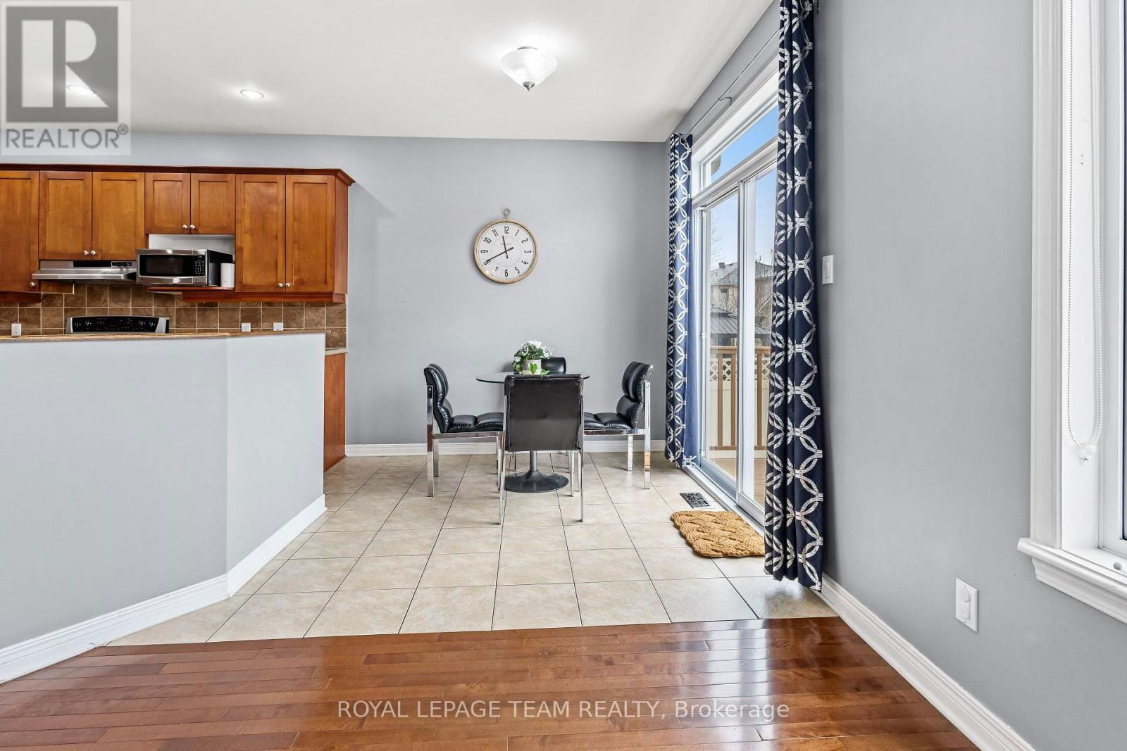 817 FEATHER MOSS WAY Image 17