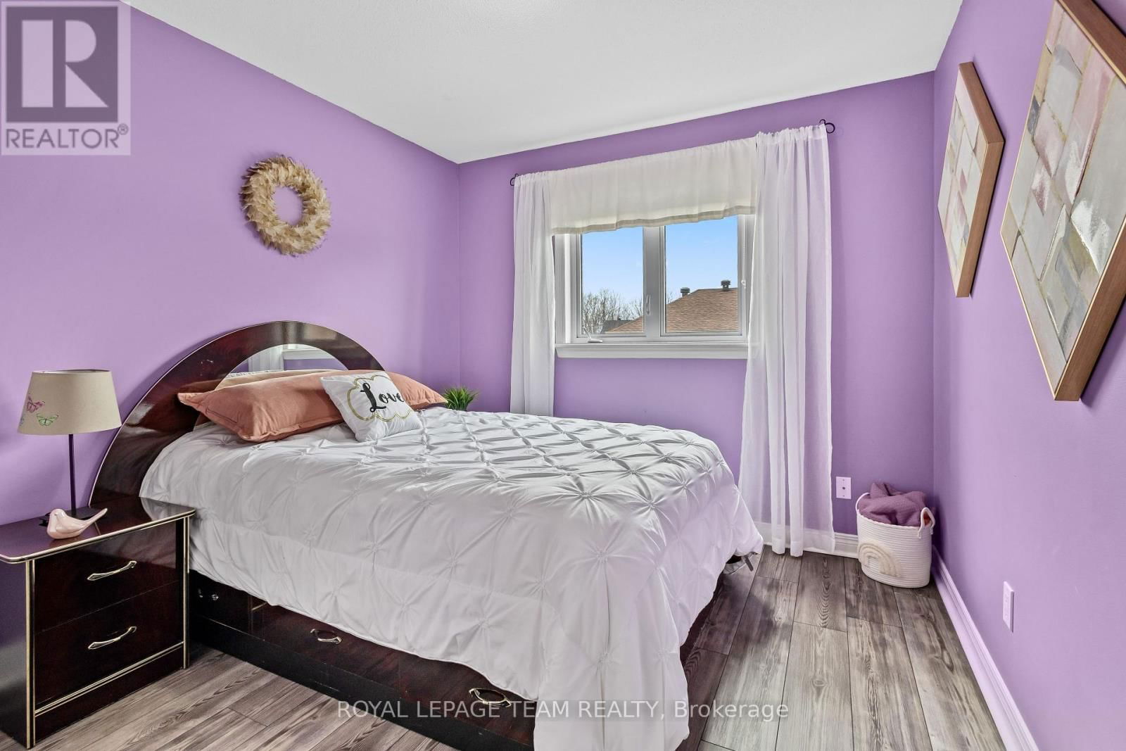 817 FEATHER MOSS WAY Image 24