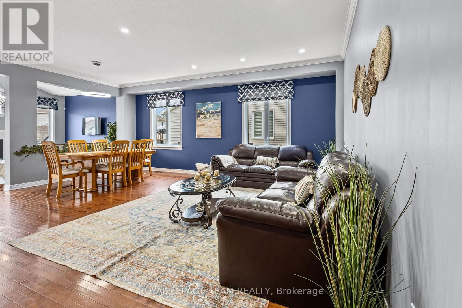 817 FEATHER MOSS WAY Image 8