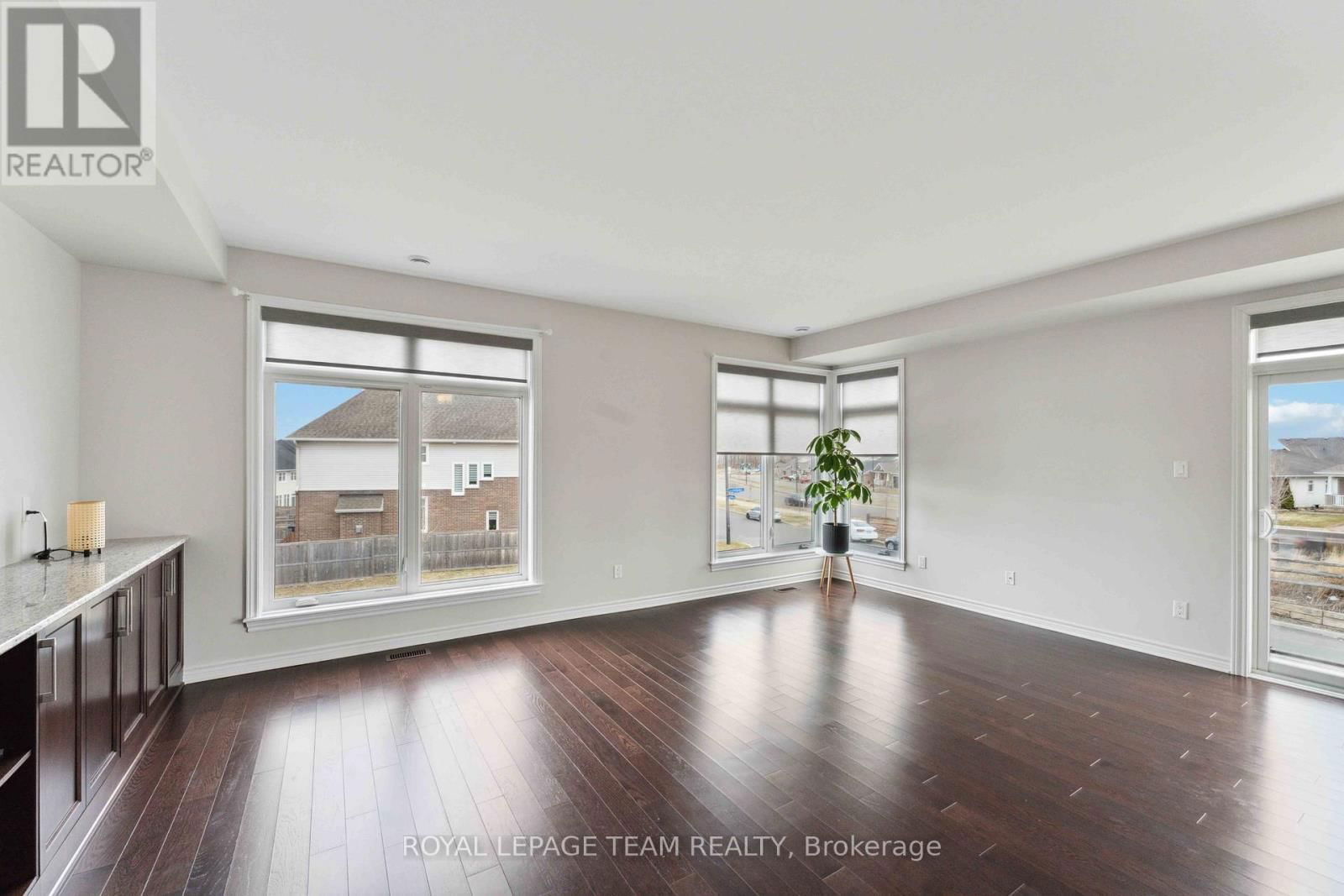599 CARTOGRAPHE STREET Image 17