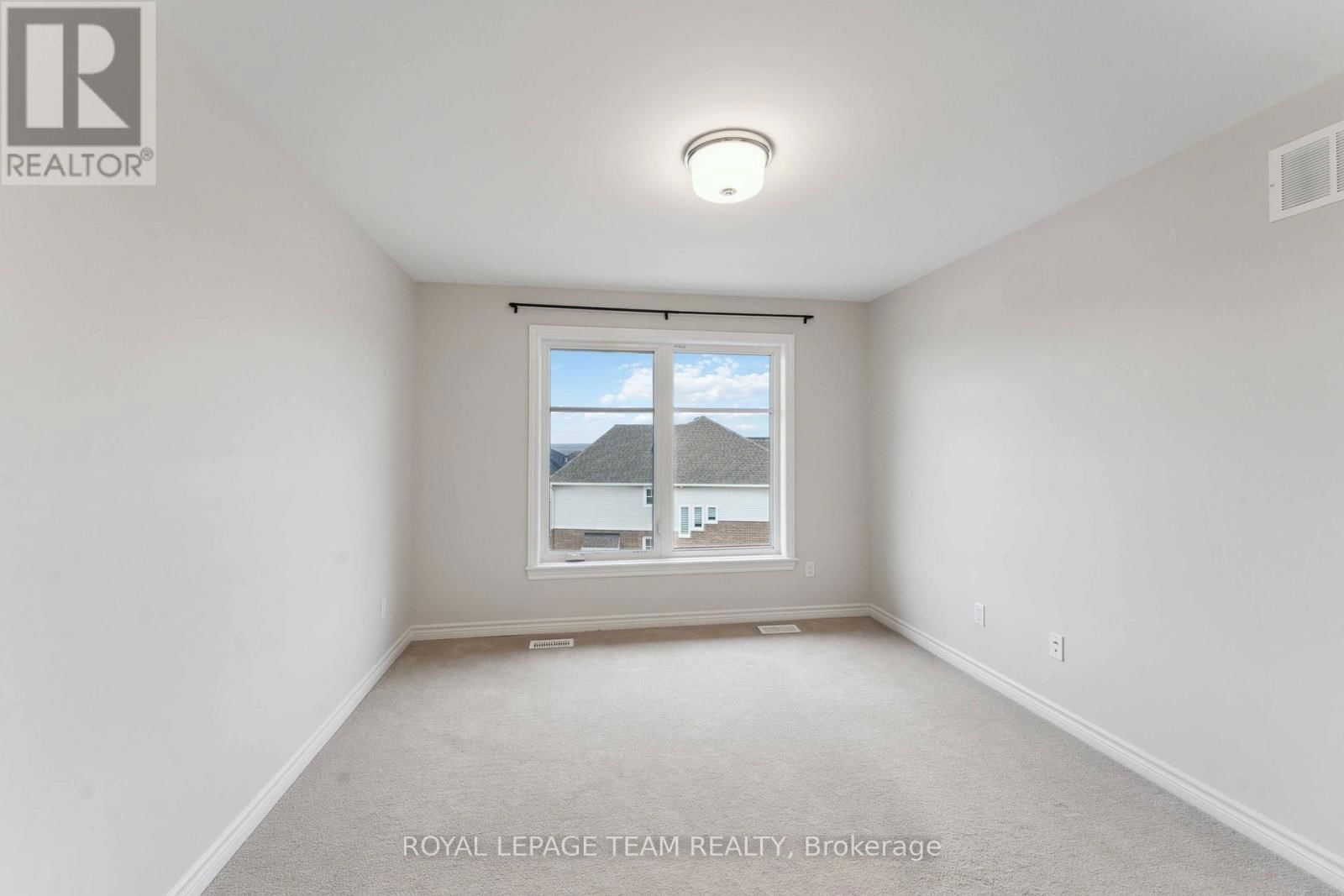 599 CARTOGRAPHE STREET Image 21