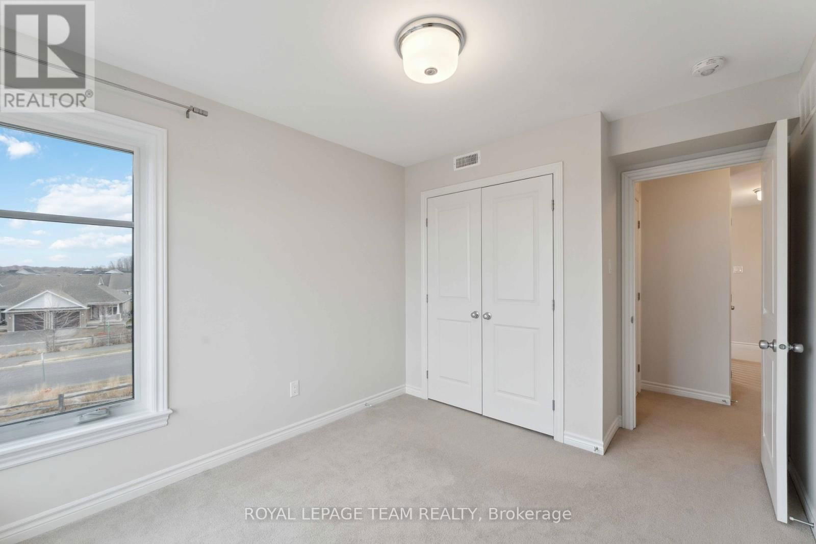 599 CARTOGRAPHE STREET Image 27