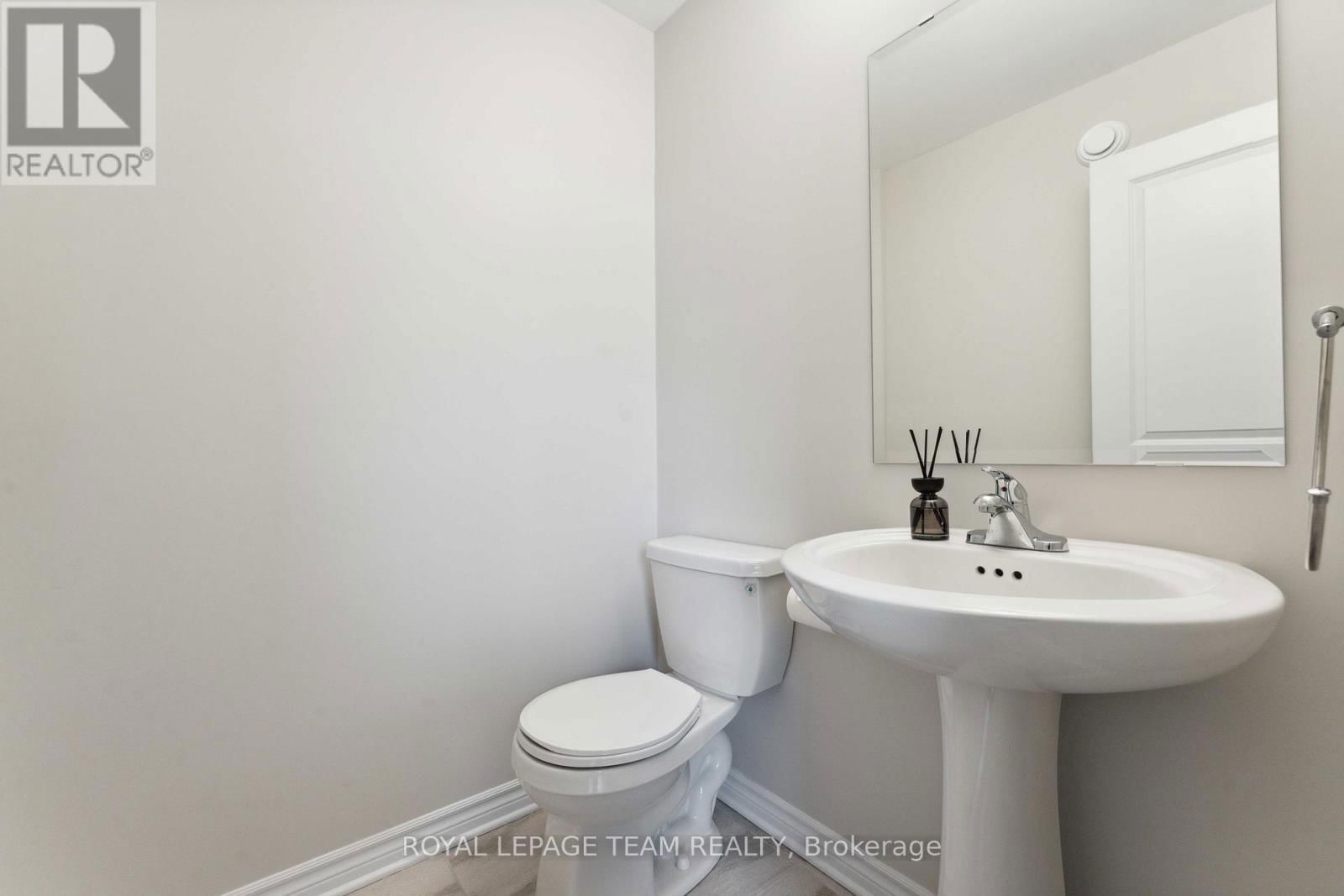 599 CARTOGRAPHE STREET Image 4