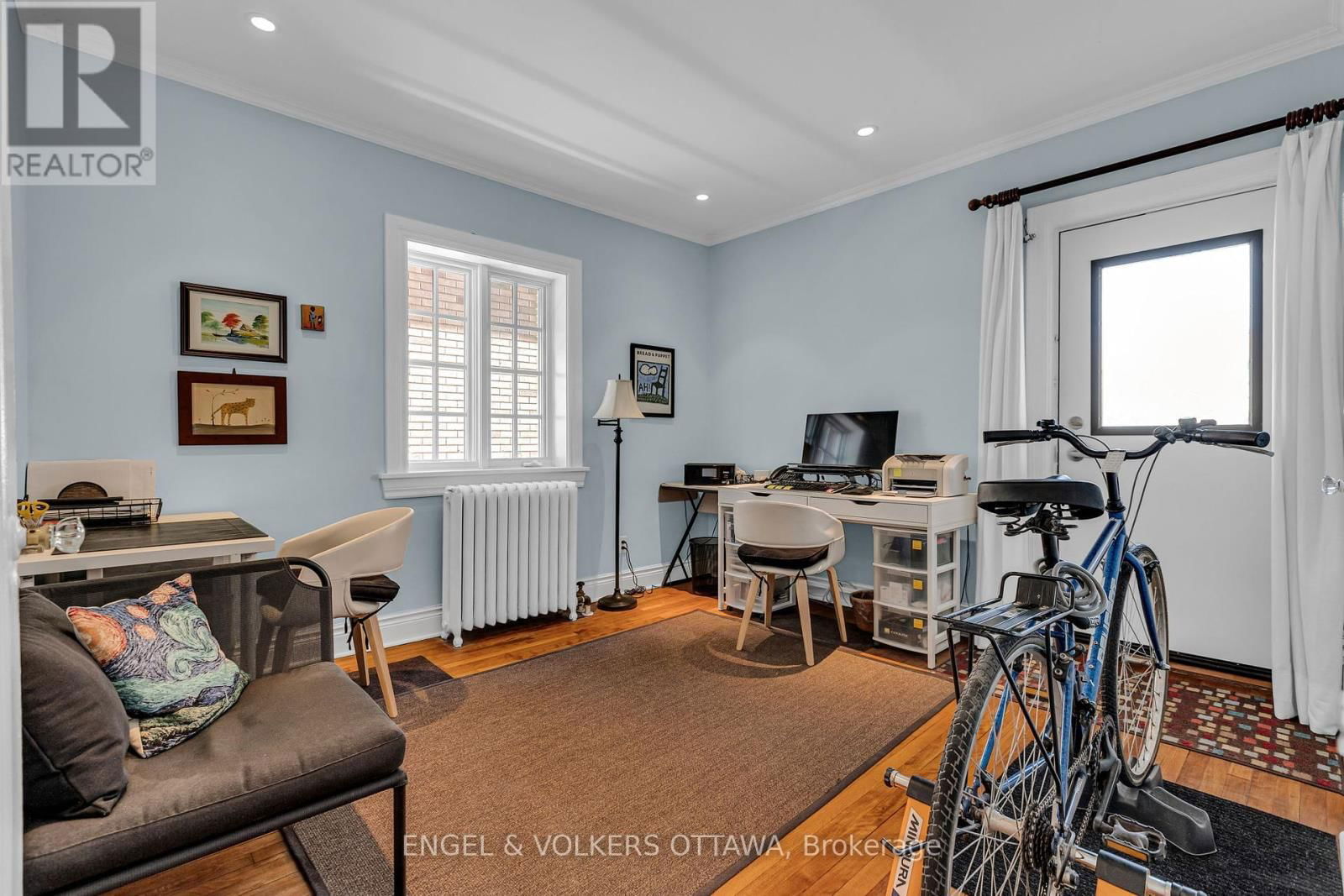 2 - 433 BESSERER STREET Image 18