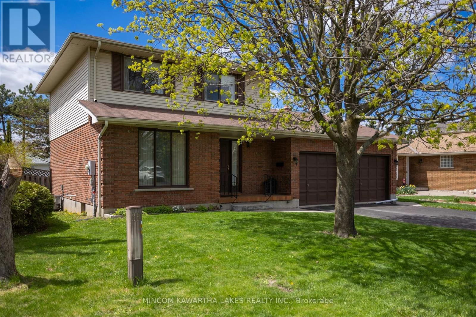 1914 PARKWOOD CIRCLE Image 2