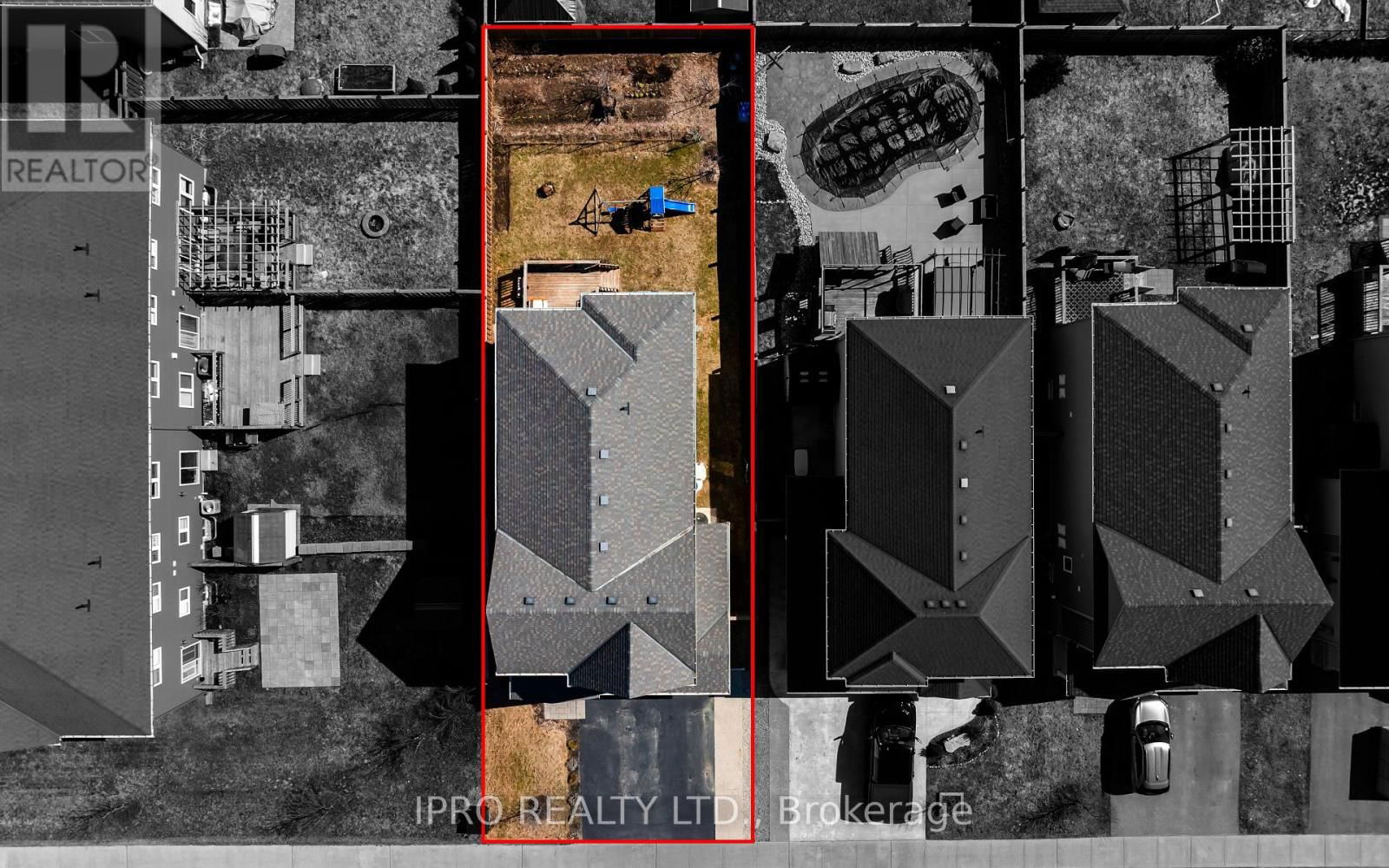 120 COURTNEY STREET Image 30