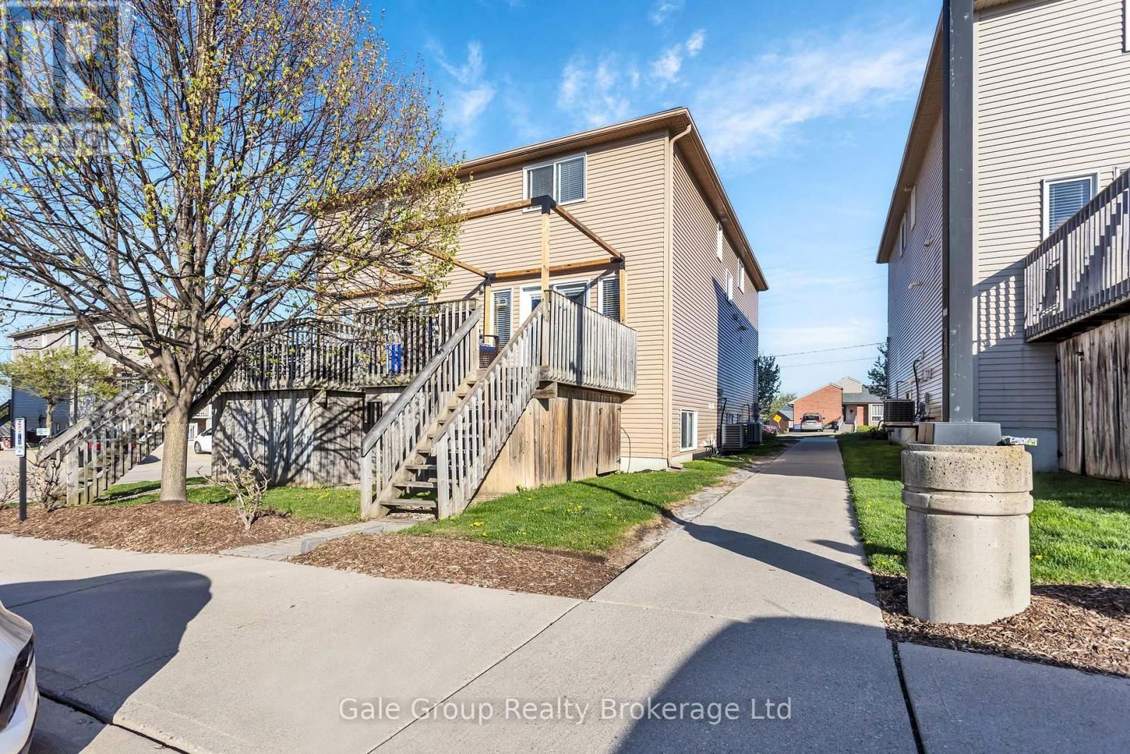 19A - 50 HOWE DRIVE Image 29