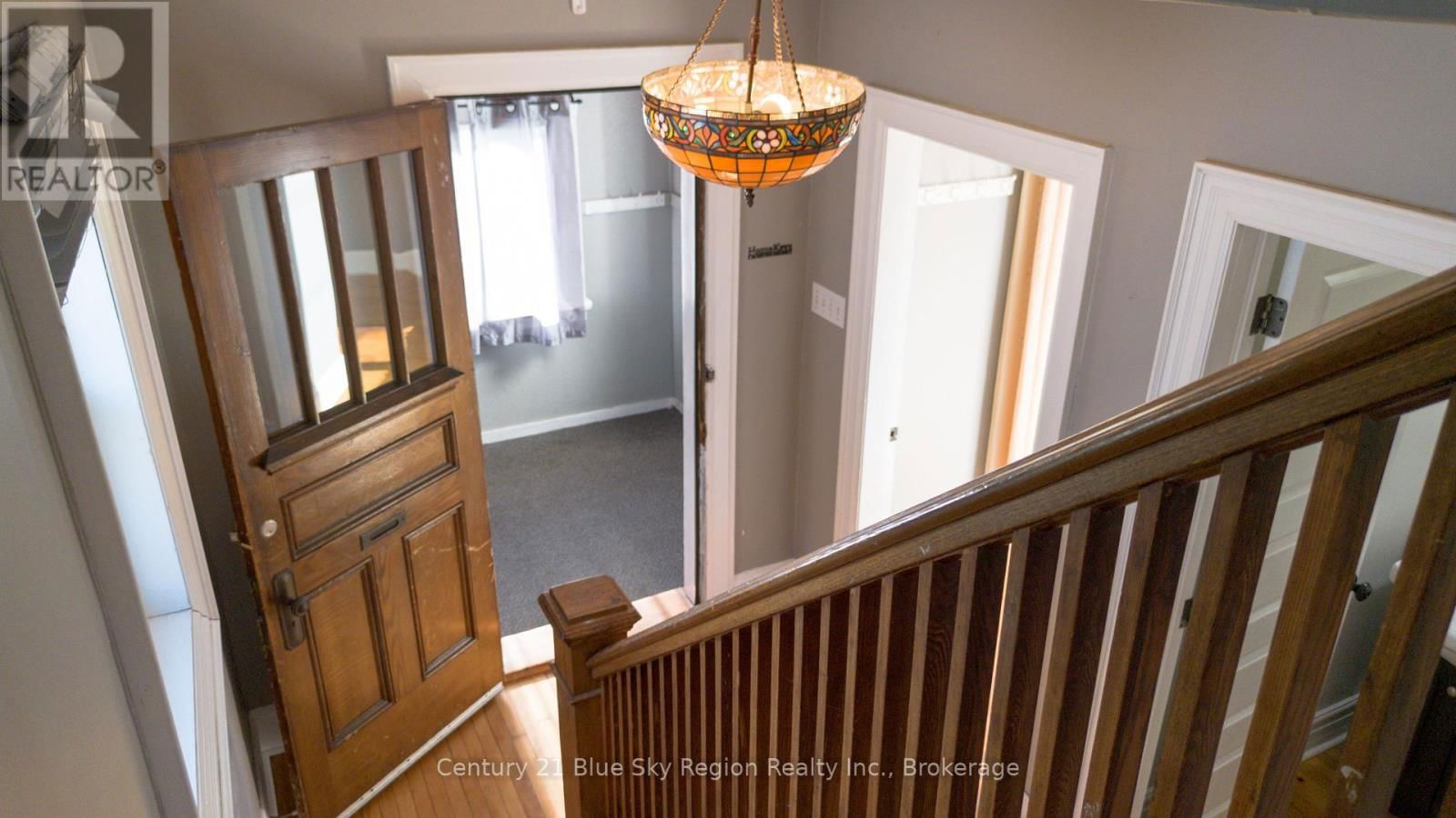 482 O'BRIEN STREET Image 2