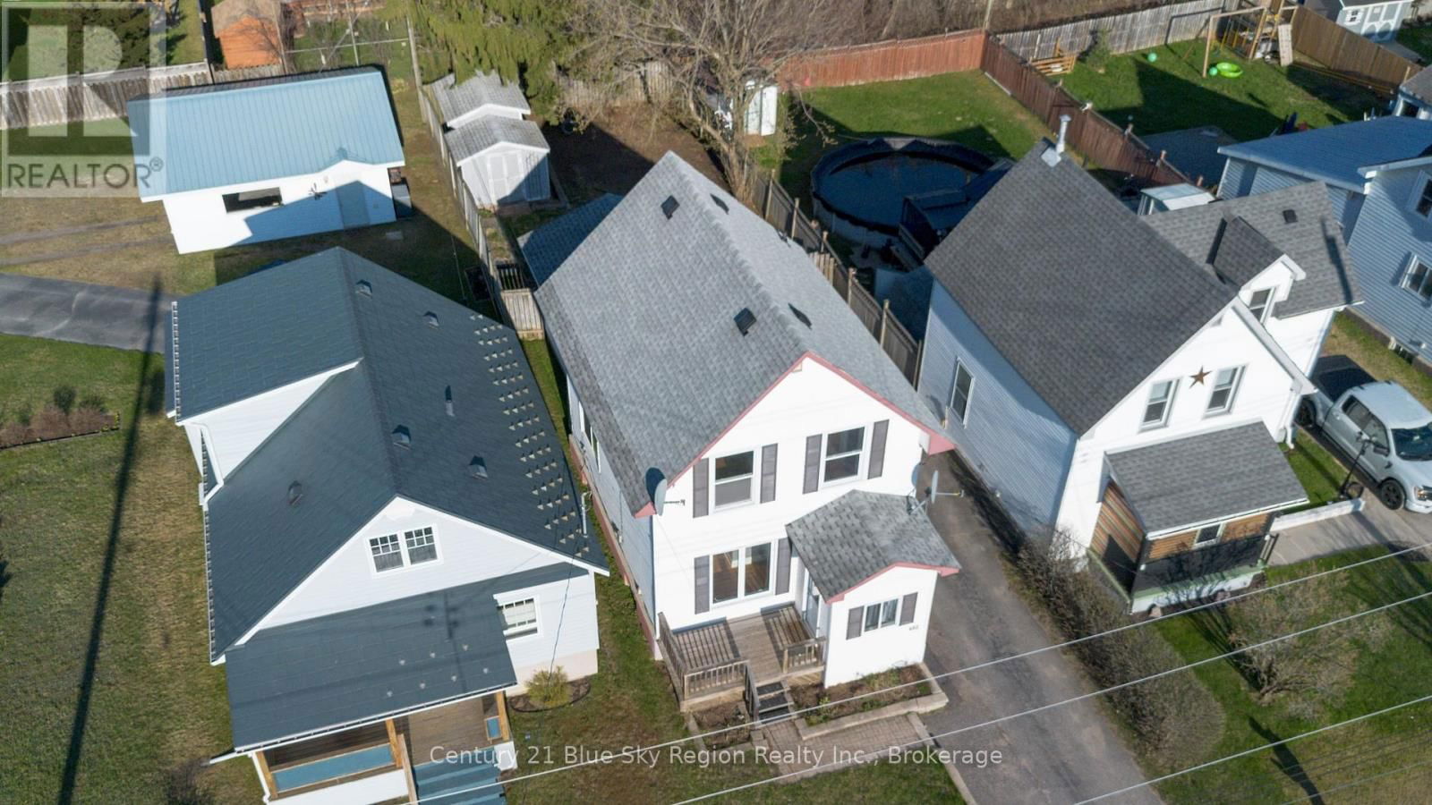 482 O'BRIEN STREET Image 20