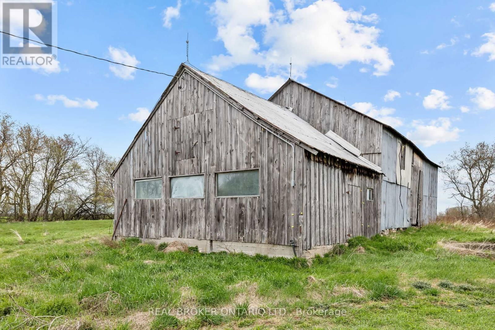 183 WOLFE LAKE ROAD Image 27