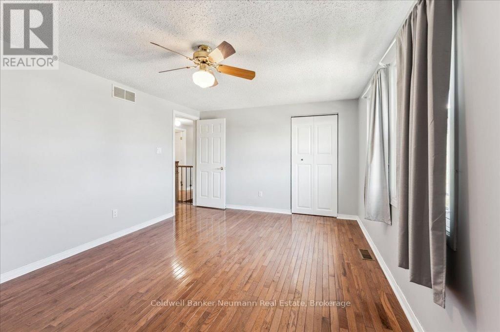 203 ELMIRA ROAD SOUTH Image 20