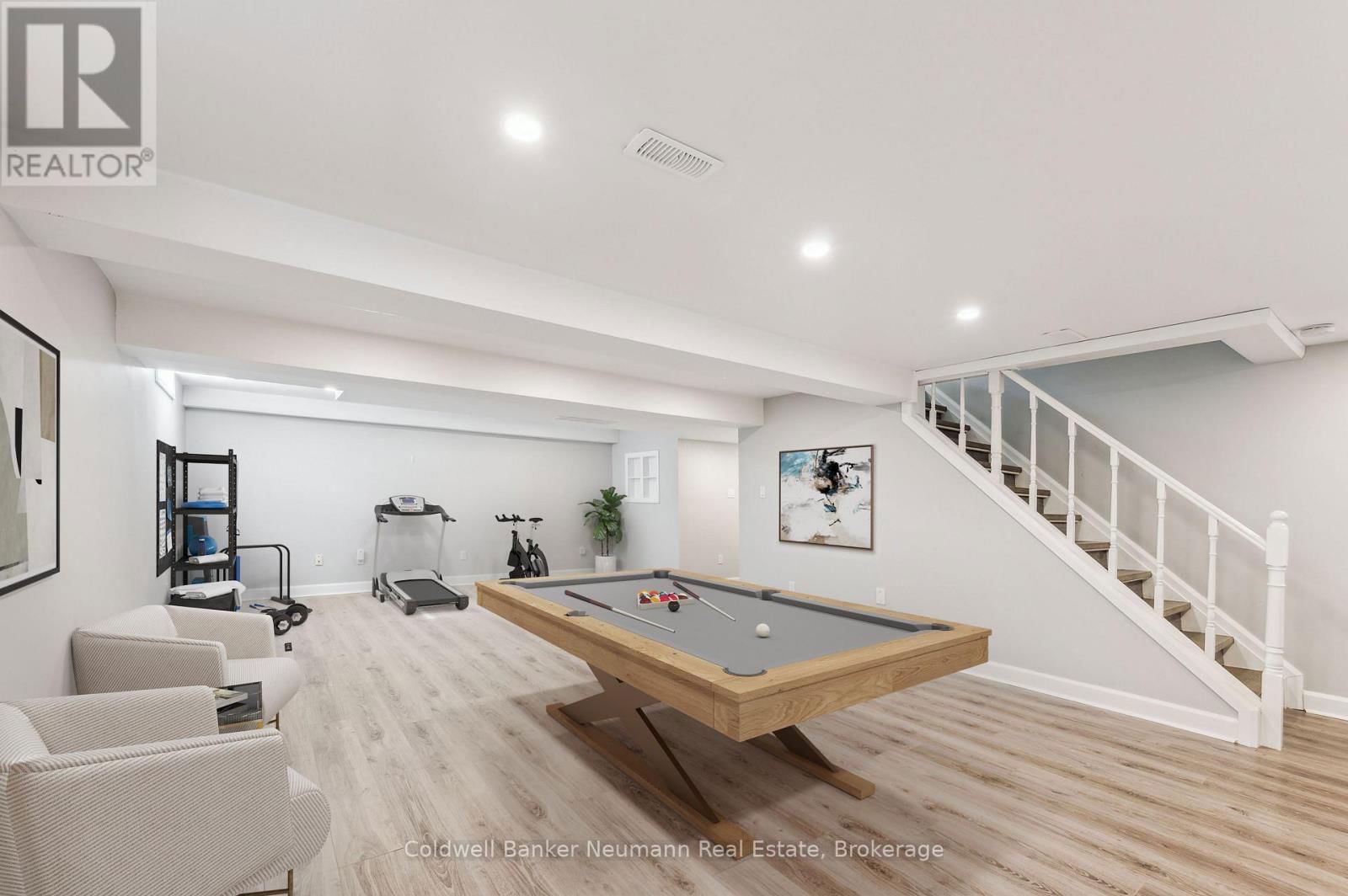 203 ELMIRA ROAD SOUTH Image 31