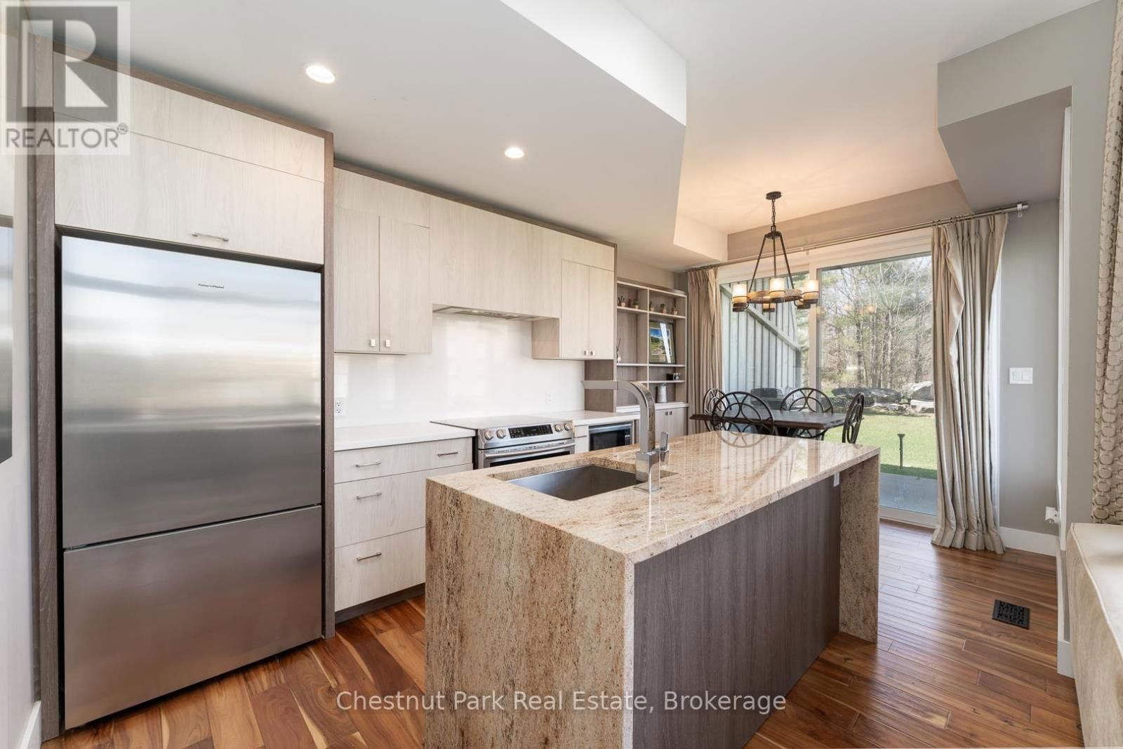 34 CARRICK TRAIL Image 11
