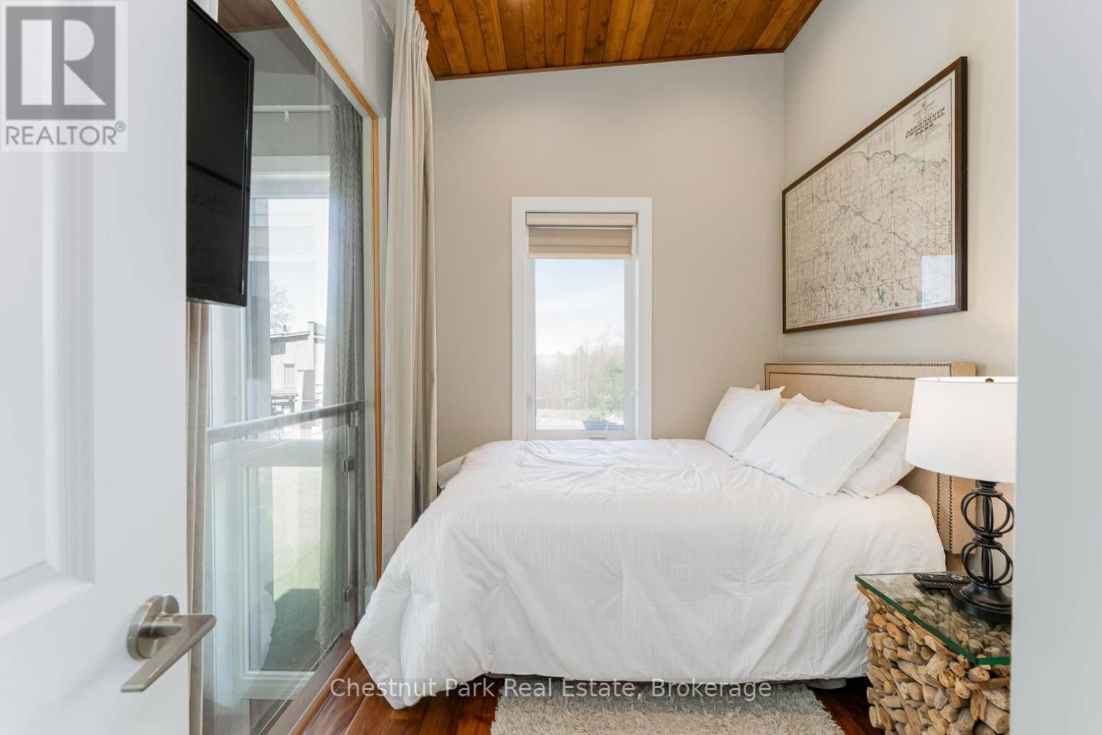 34 CARRICK TRAIL Image 28