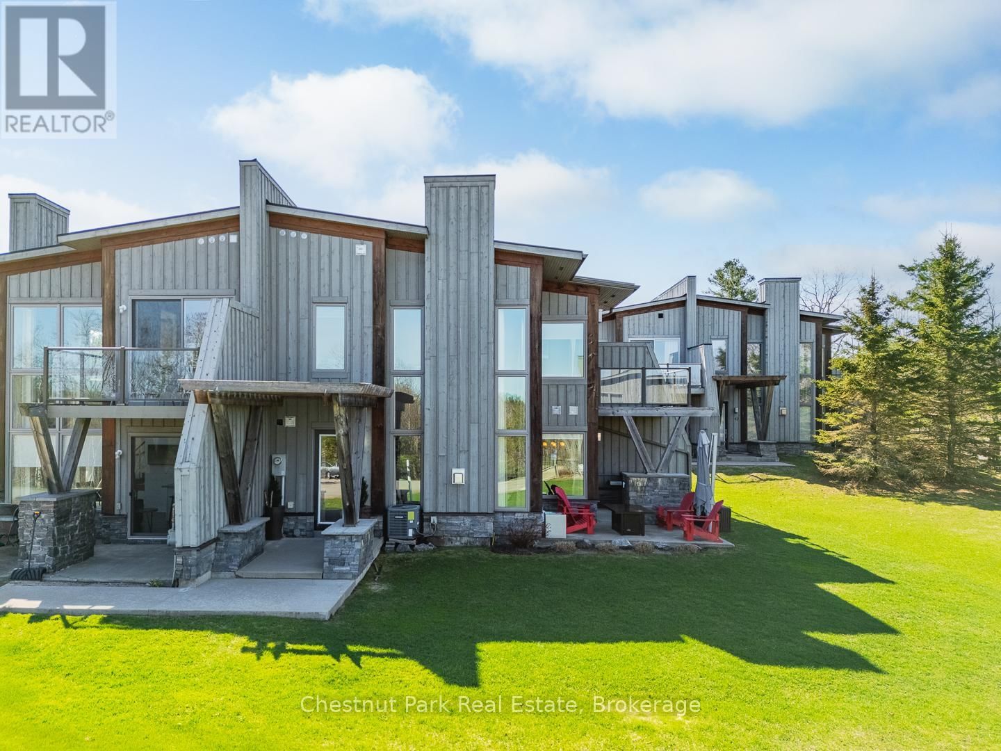 34 CARRICK TRAIL Image 3