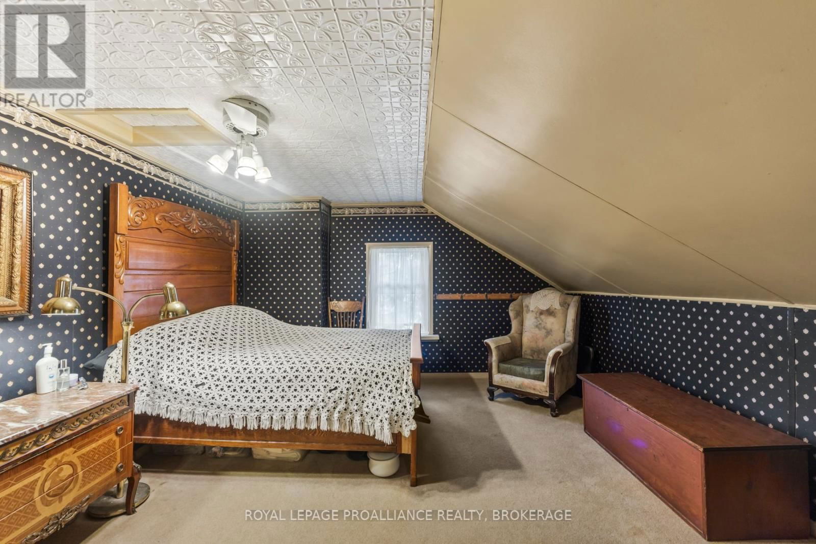 2078 SUNBURY ROAD Image 39