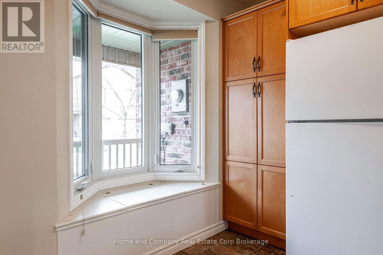 106 - 50 GALT ROAD Image 7