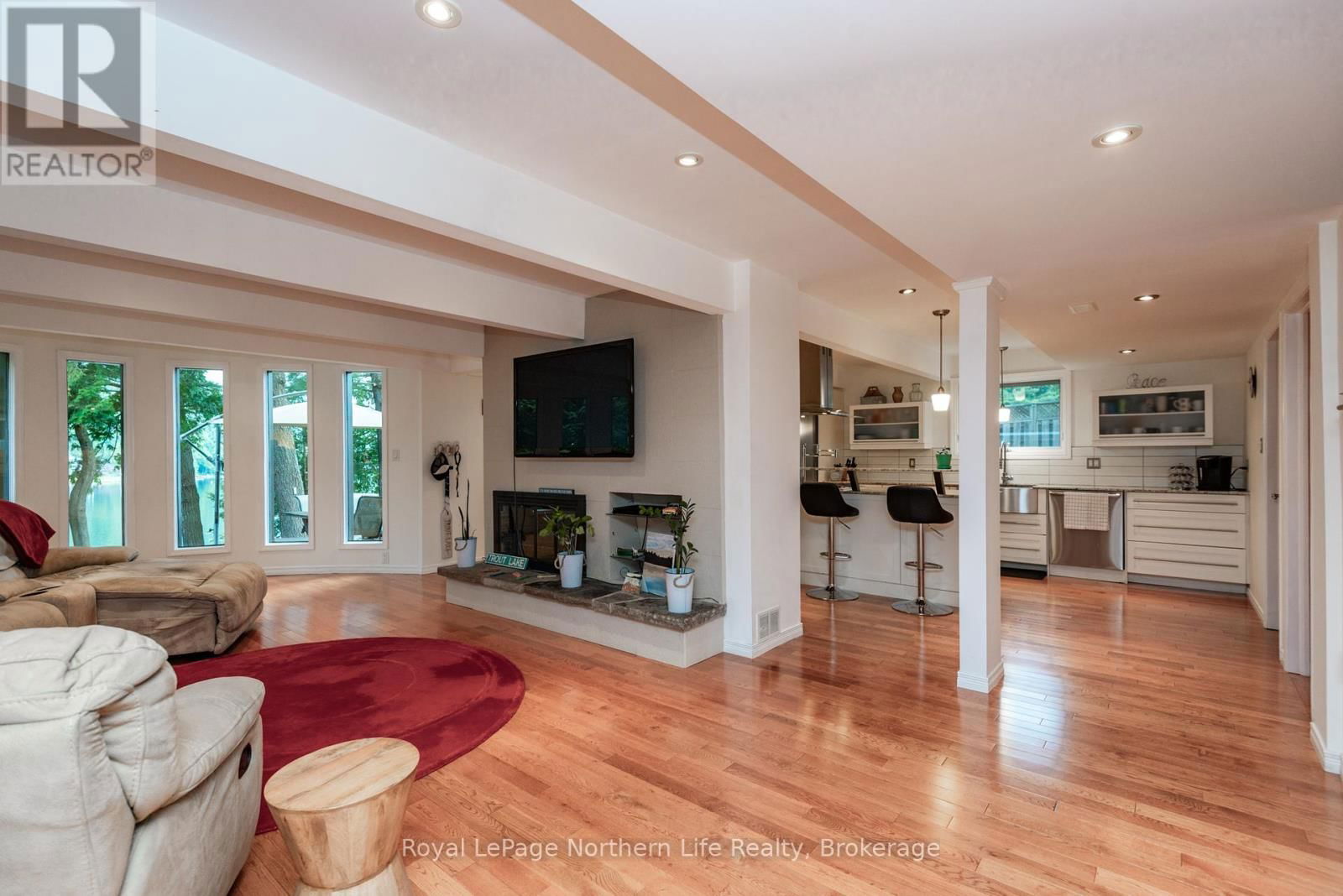 131 PENINSULA ROAD Image 34