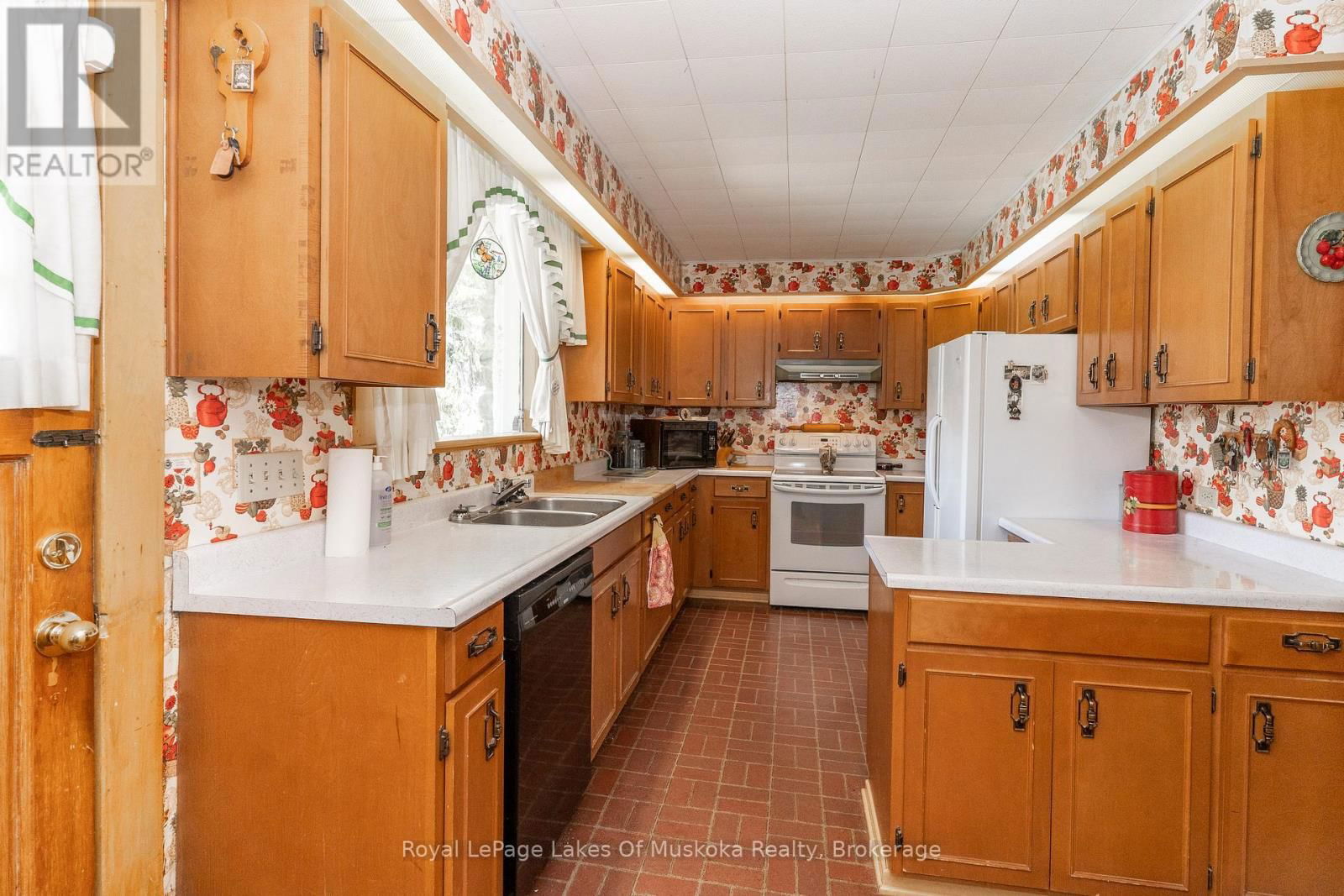 21 KING STREET Image 15