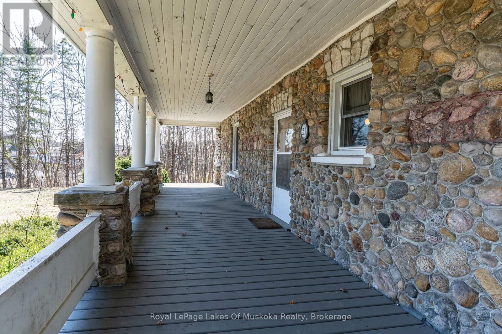 21 KING STREET Image 4