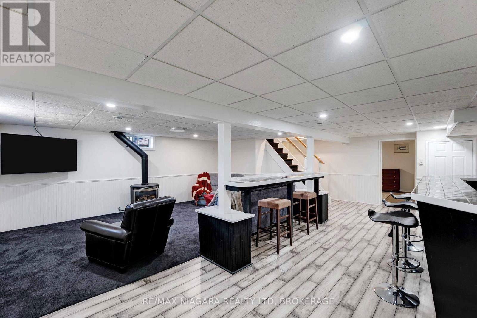 6018 CABOT DRIVE Image 19