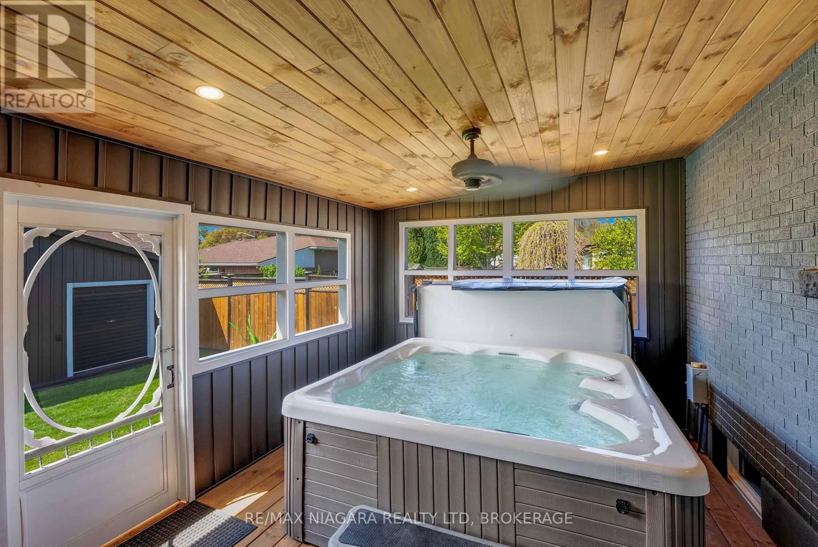 6018 CABOT DRIVE Image 26