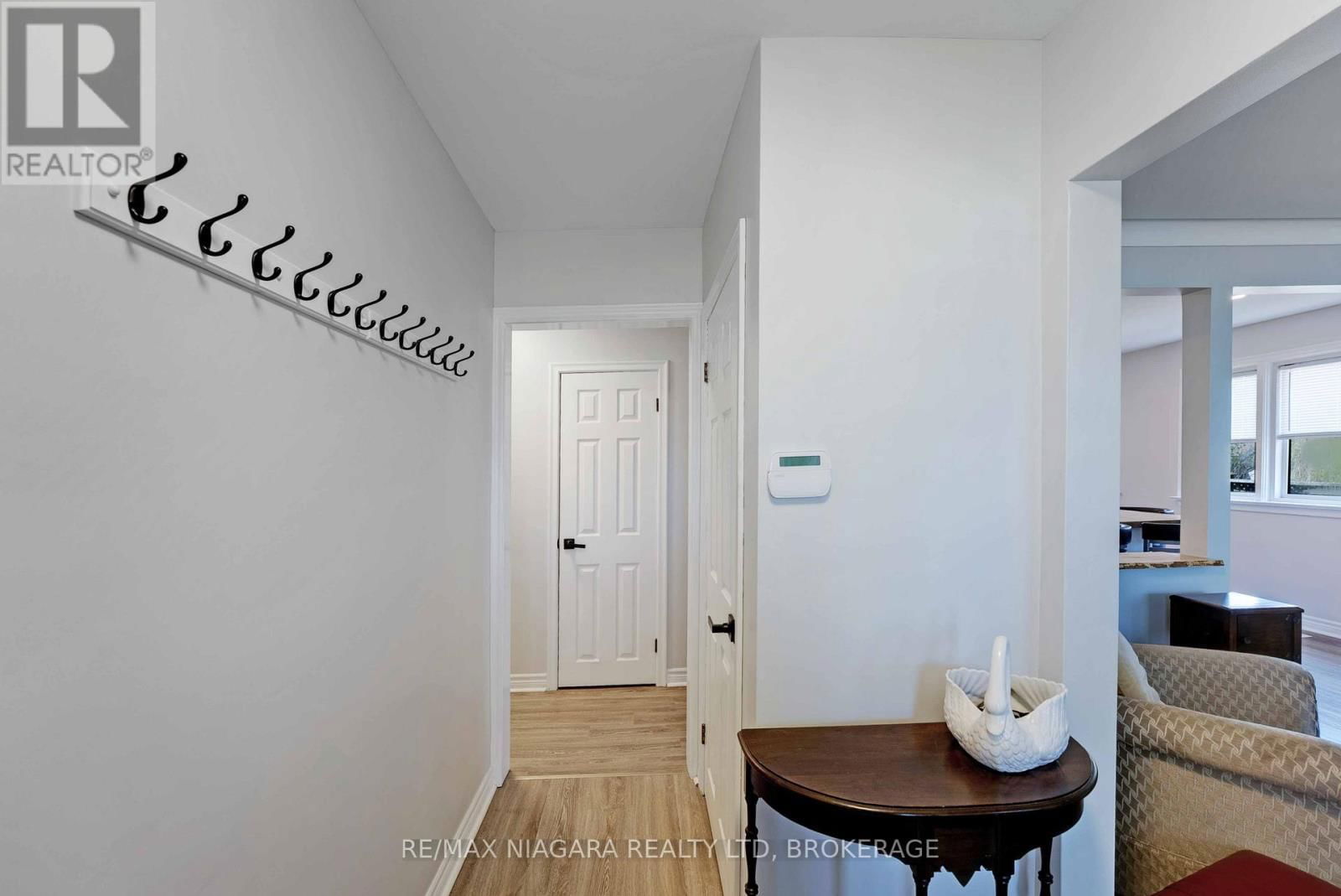6018 CABOT DRIVE Image 3