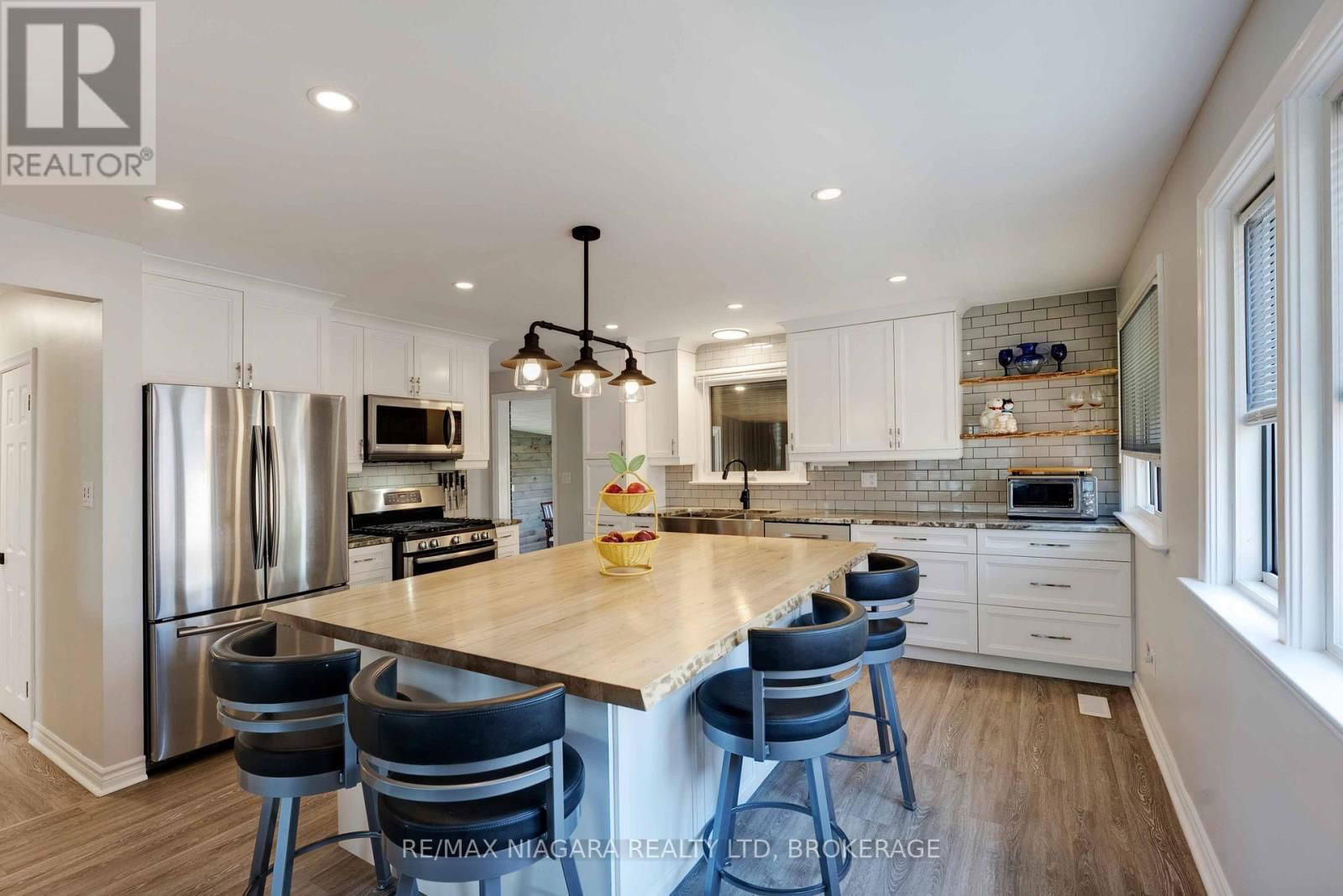 6018 CABOT DRIVE Image 8