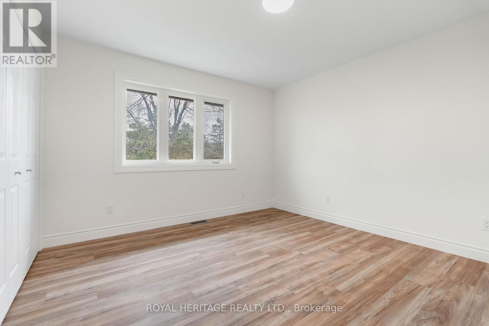 5 JUNIPER COURT Image 12