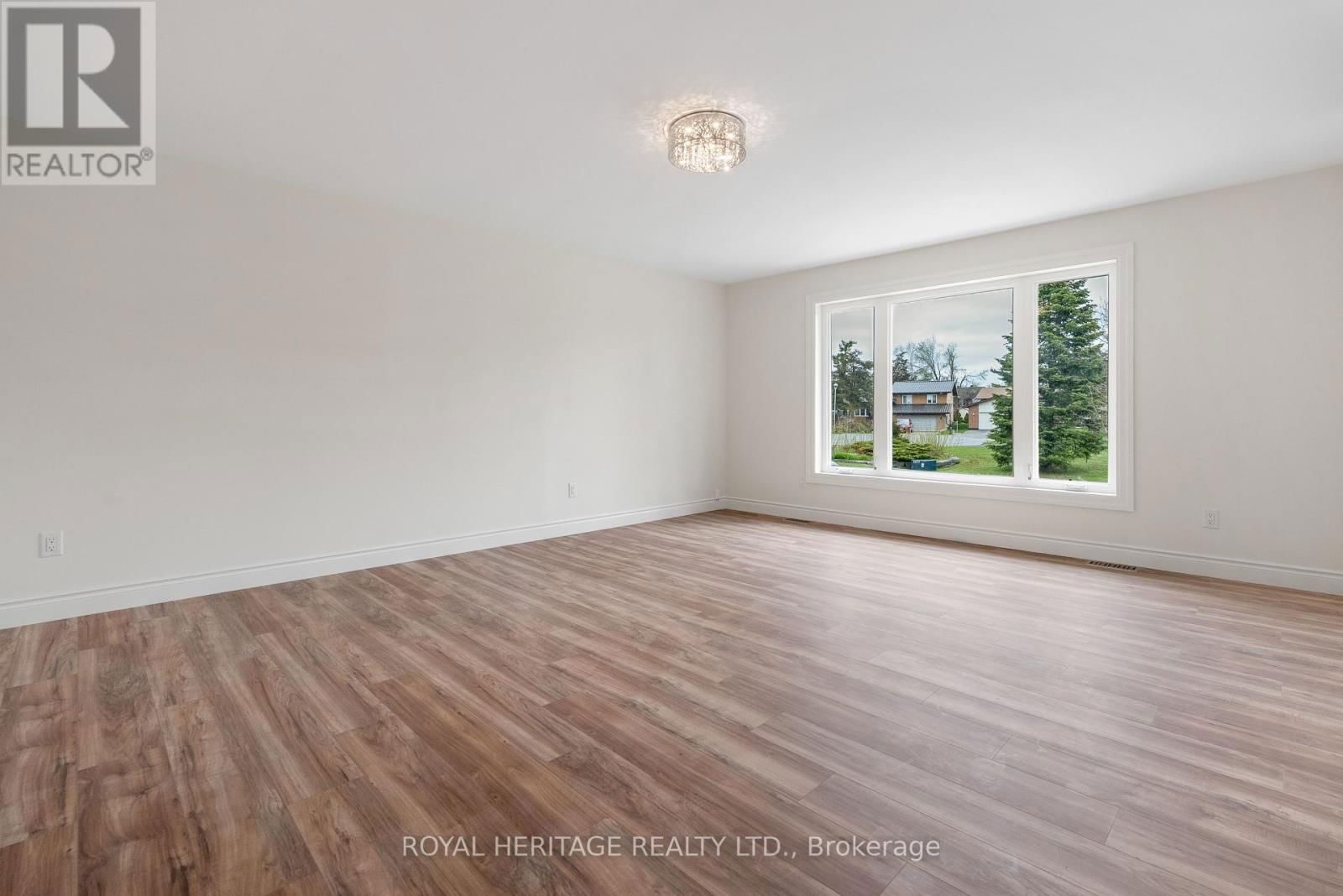 5 JUNIPER COURT Image 7