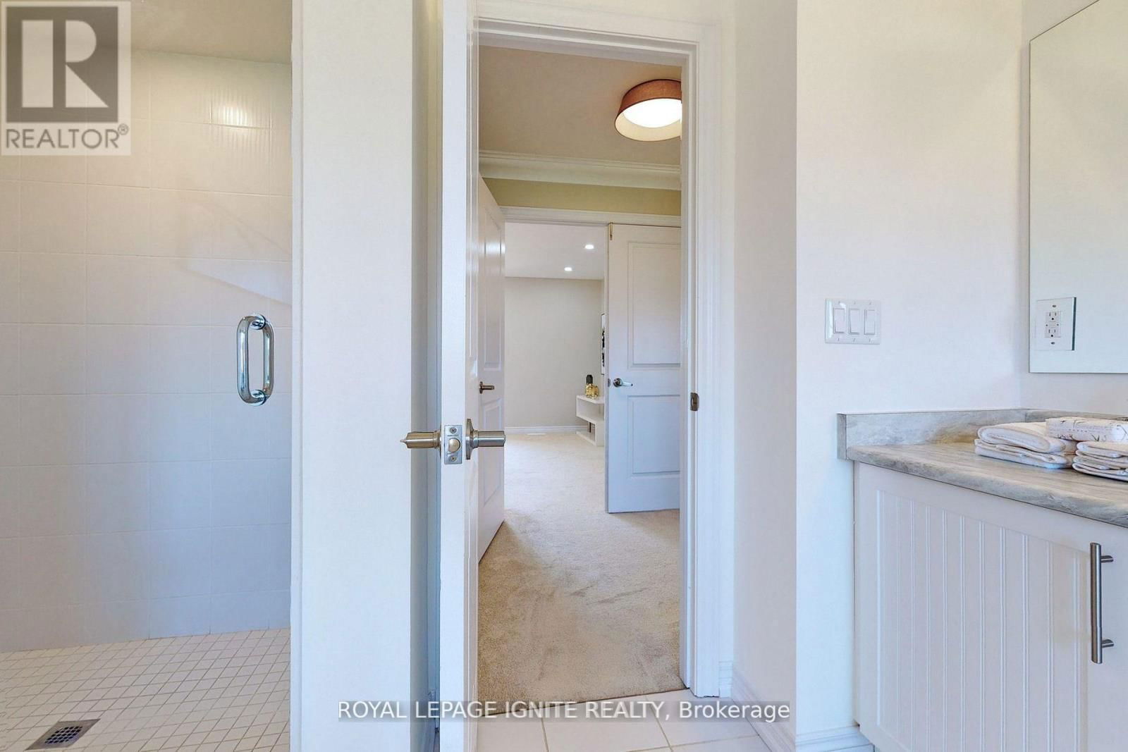 20 MONARCH ROAD Image 31