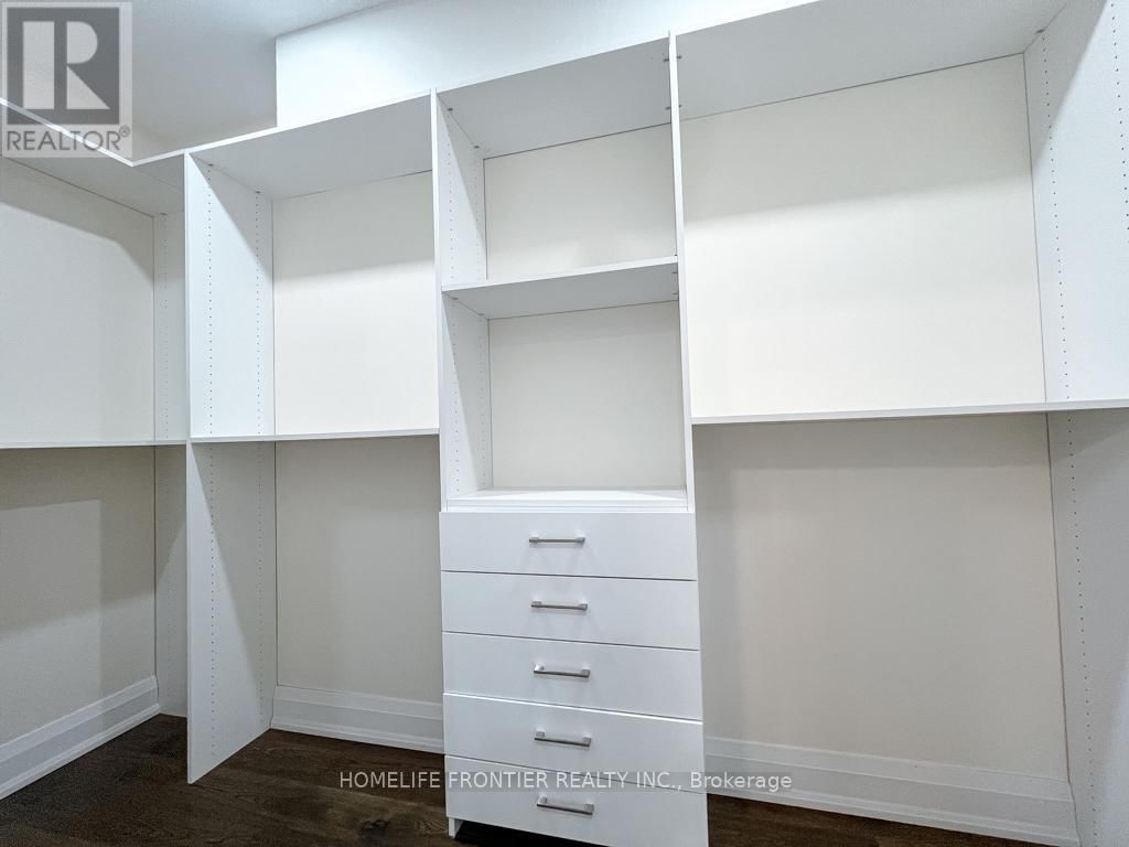 18 MURRAY STREET Image 15