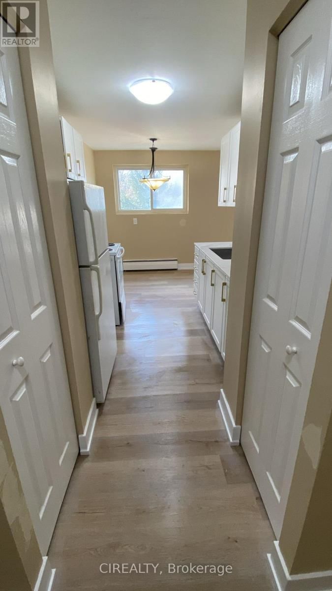 242 AVALON PLACE Image 3
