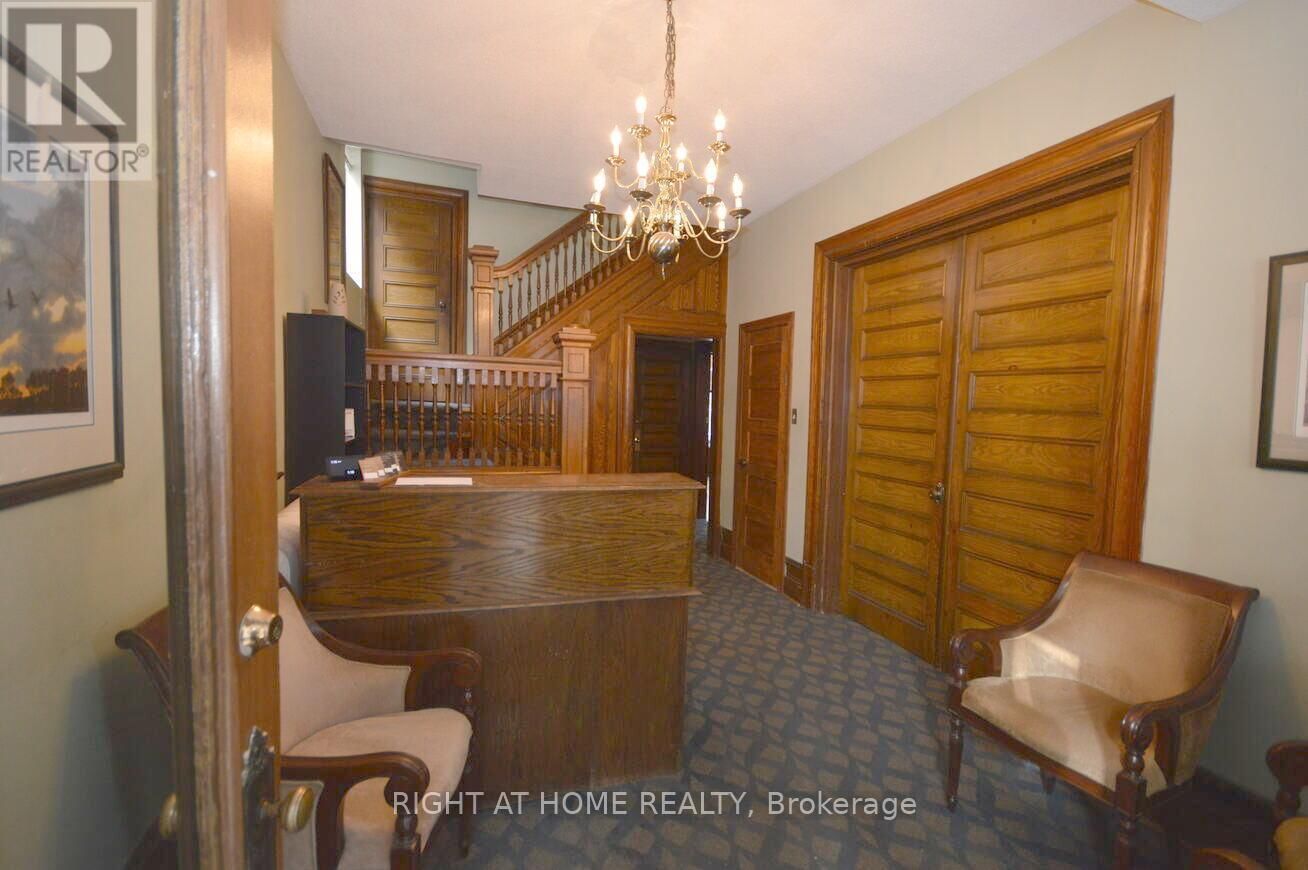 249 MCLEOD STREET Image 2