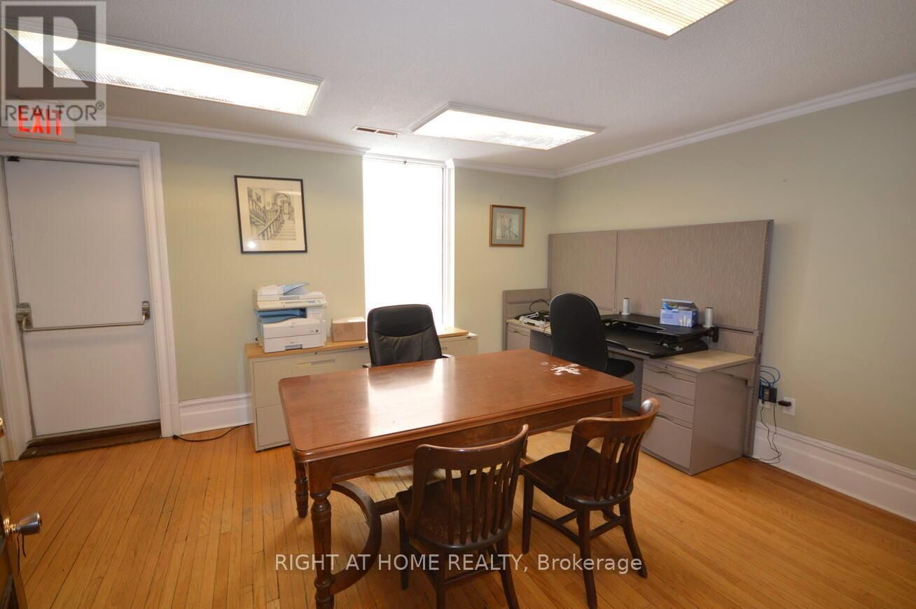 249 MCLEOD STREET Image 6