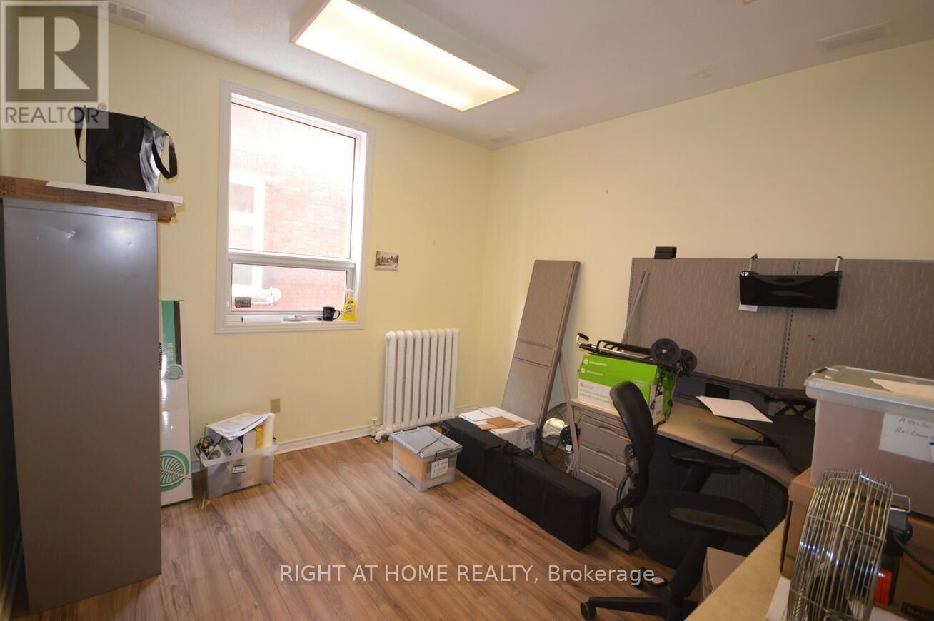 249 MCLEOD STREET Image 7