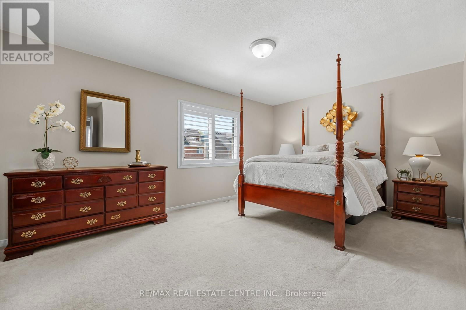 63 WELLINGTON SOUTH Image 31
