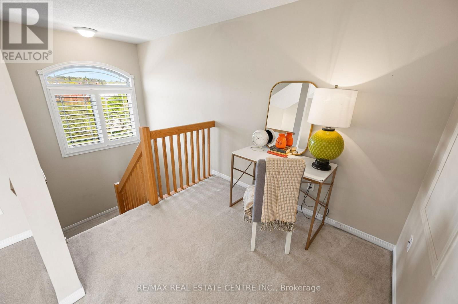 63 WELLINGTON SOUTH Image 34
